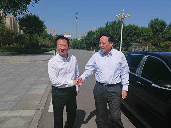 中煤集团领导一行赴枣庄科技职业学院考察座谈并达成校企合作
